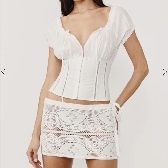 NWT With Jean Victoria Top- size S - Picture 2 of 4